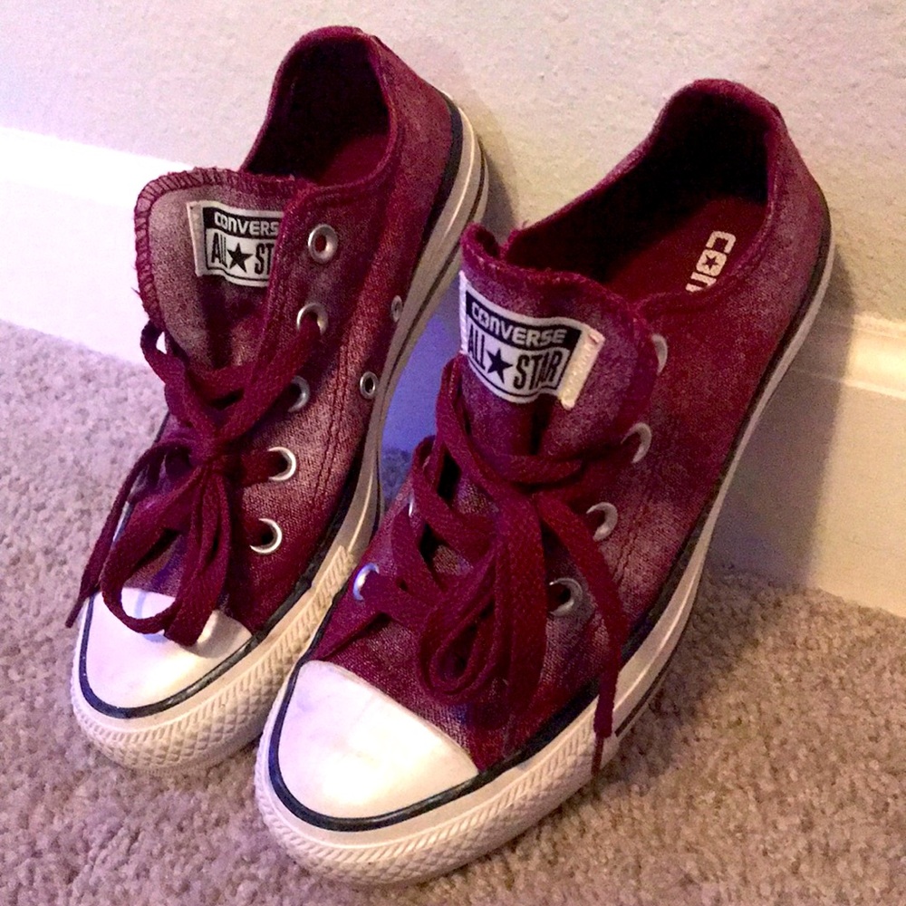 Converse Women 6 Maroon Red Burgundy Deep Wine Excellent PreLoved Pomegranate